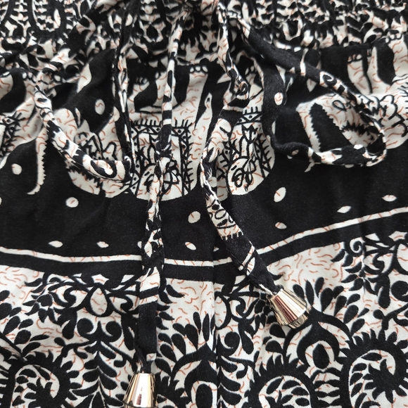 🐘Woman's Breezy Pants in Elephant Print - Picture 4 of 4